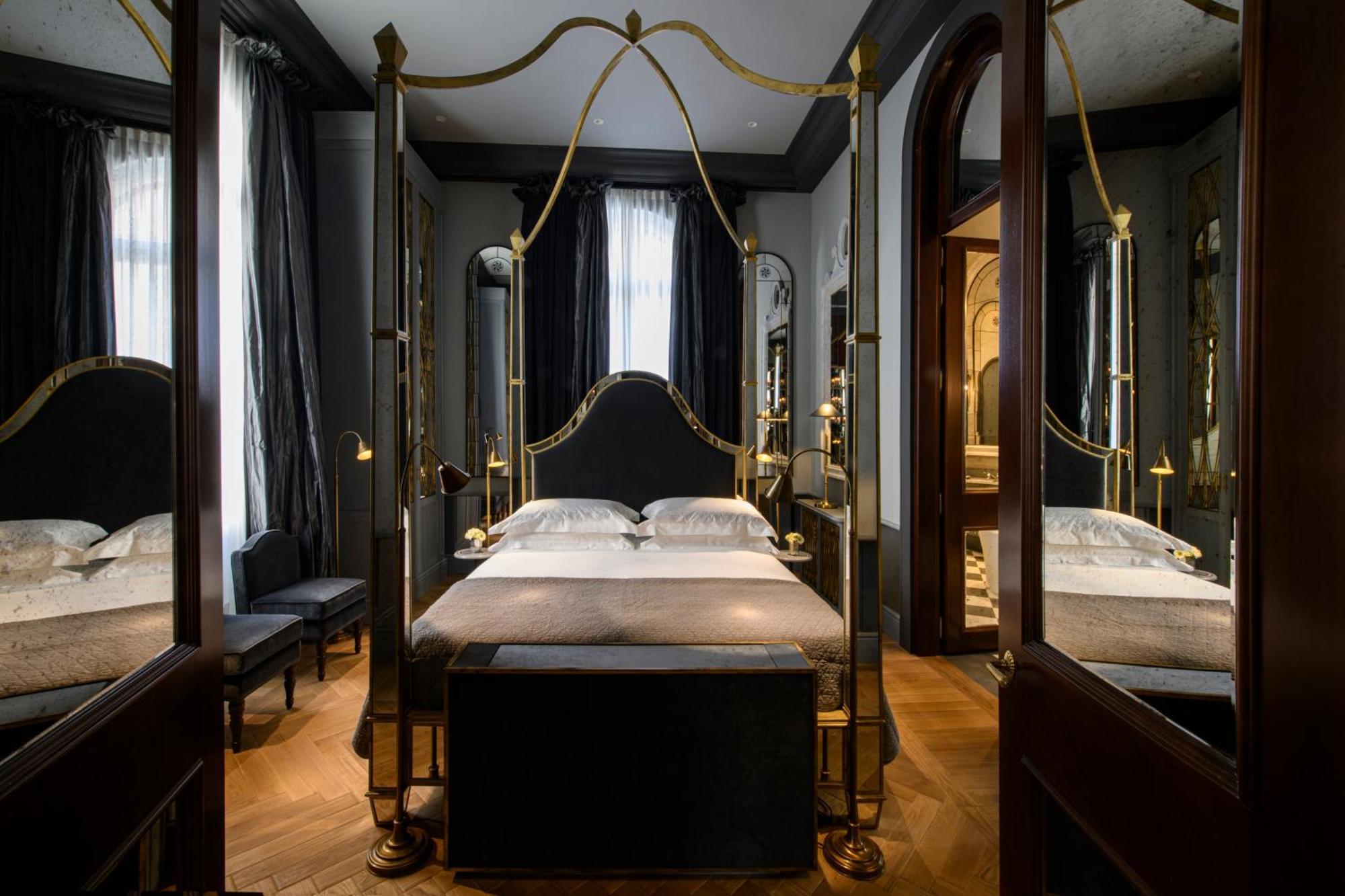 Helvetia&Bristol Firenze - Starhotels Collezione Экстерьер фото A room at the Hotel de Crillon