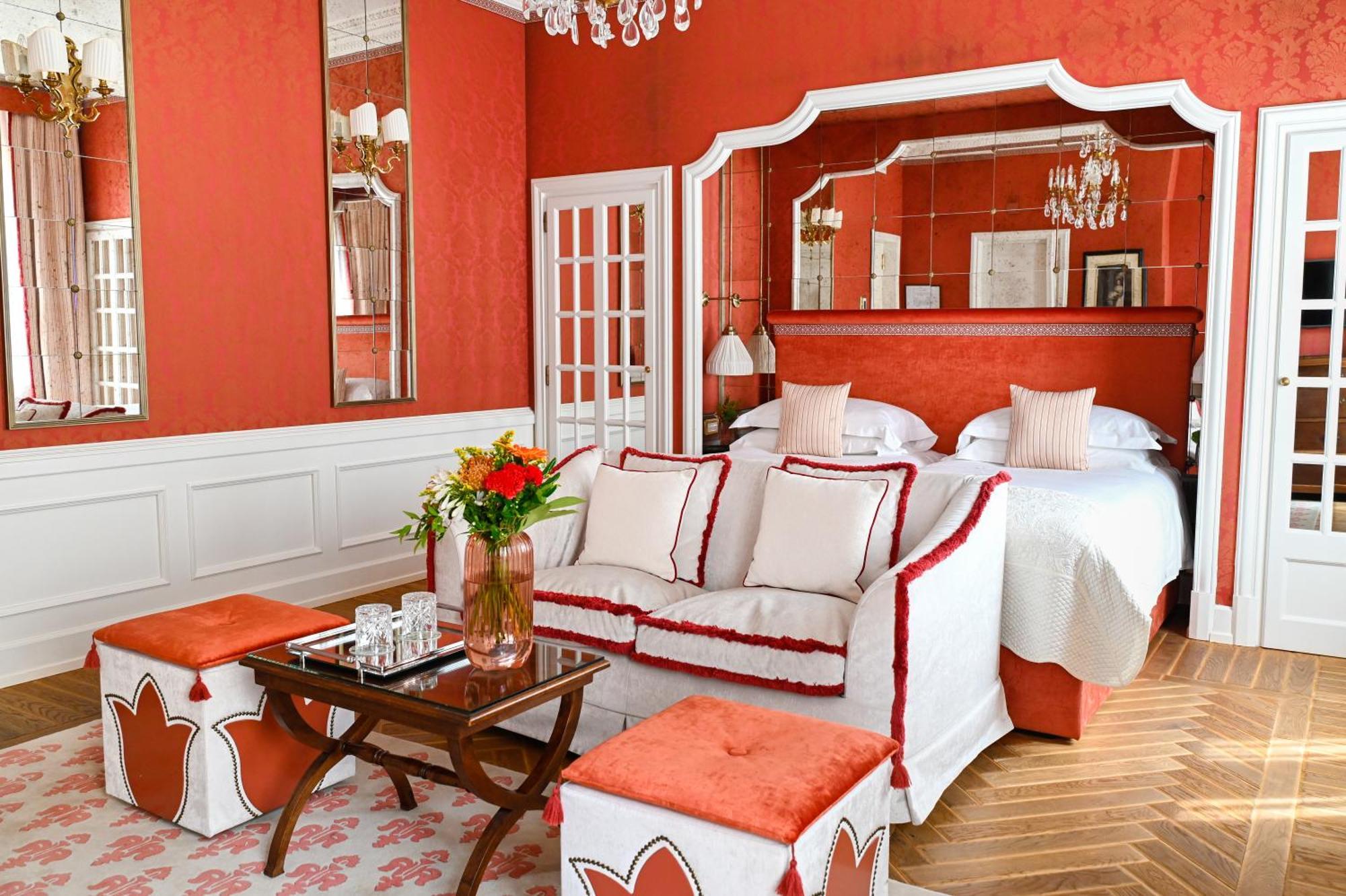 Helvetia&Bristol Firenze - Starhotels Collezione Экстерьер фото A suite at the Hotel de Crillon