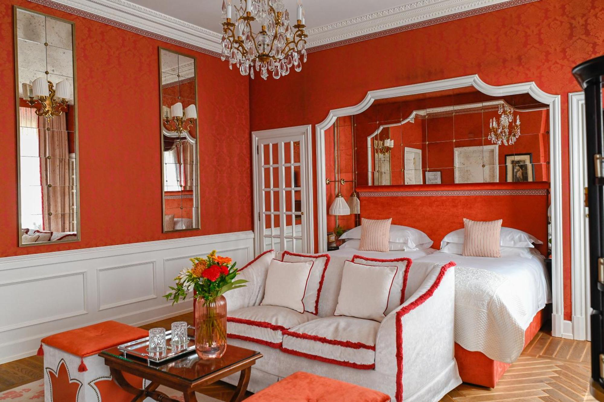 Helvetia&Bristol Firenze - Starhotels Collezione Экстерьер фото A suite at the Mandarin Oriental