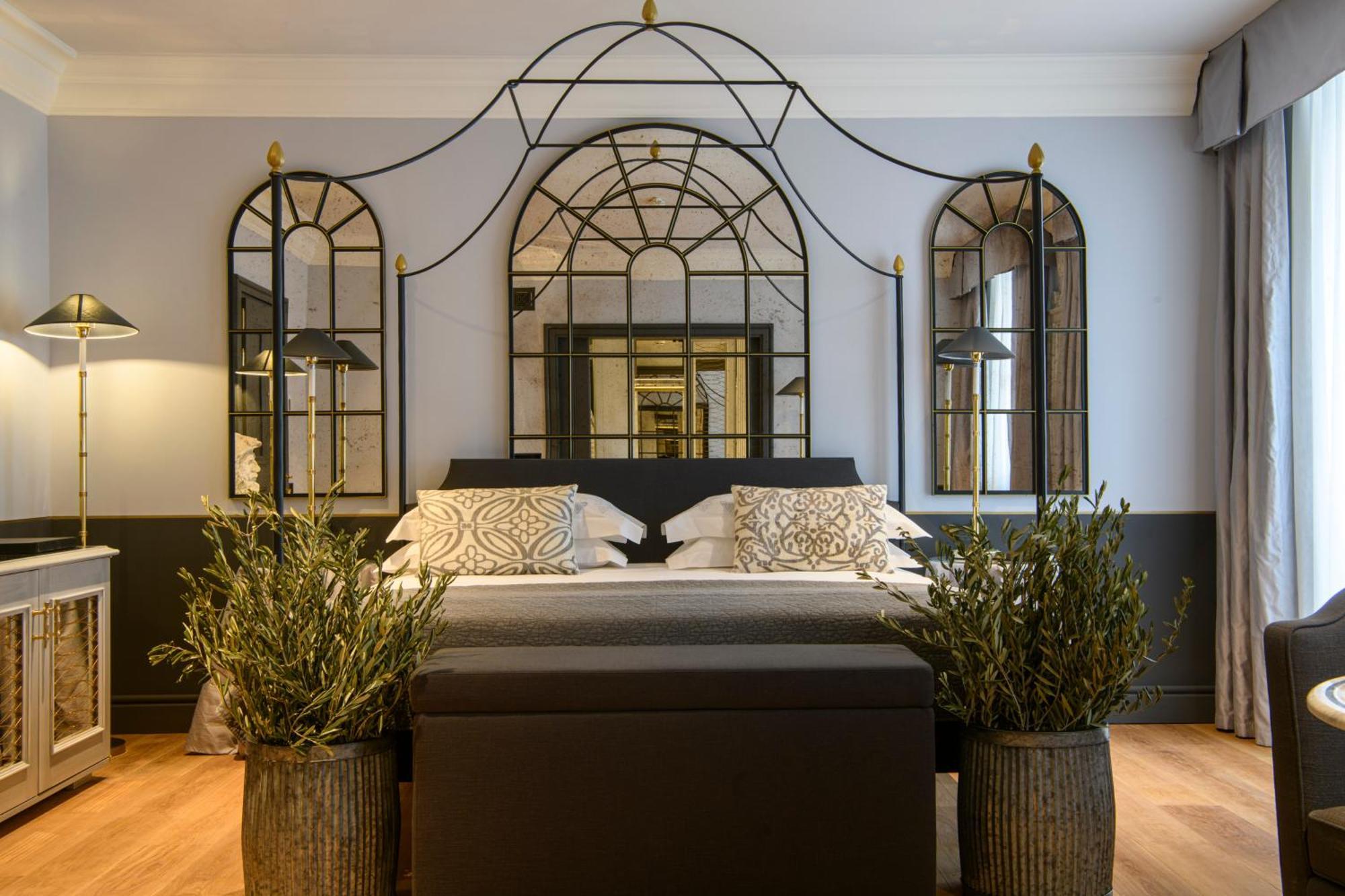 Helvetia&Bristol Firenze - Starhotels Collezione Экстерьер фото A bedroom at the Hotel